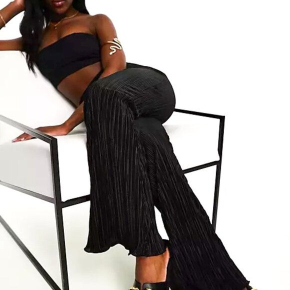 ASOS Plisse Flare Pants In Black Size 6 NWOT - Picture 1 of 11